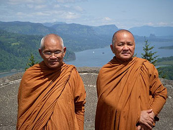 Luang Por Liem (left) and Luang Por Anek hiked in the Columbia Gorge during their visit to Portland.